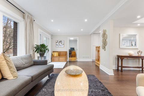 Photo 7 at 164 Morningside Avenue, Swansea, Toronto