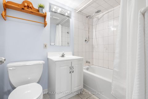 Photo 42 at 164 Morningside Avenue, Swansea, Toronto