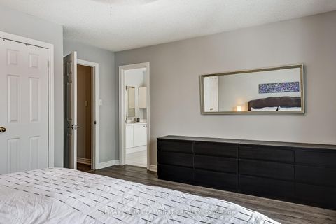 Photo 34 at 2 Laurelbank Crescent, Keswick North, Georgina