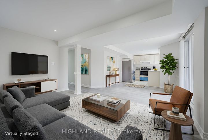 Photo 18 at 4802 Wild Rose Street, East Credit, Mississauga