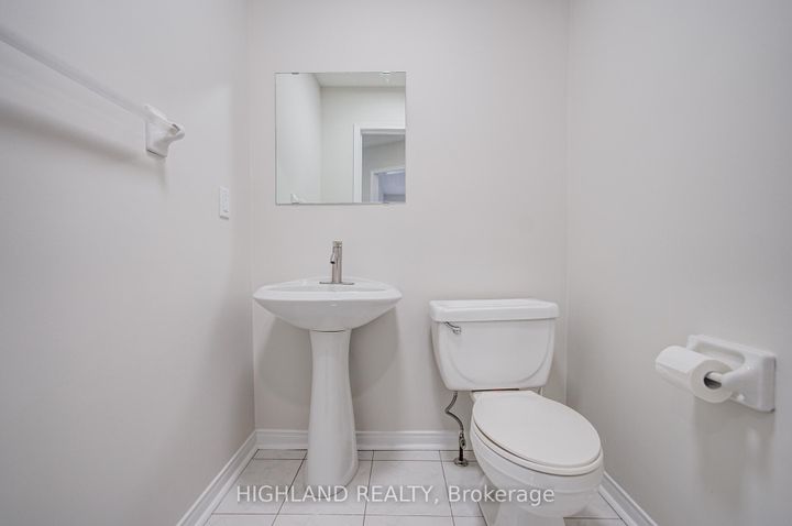 Photo 21 at 4802 Wild Rose Street, East Credit, Mississauga