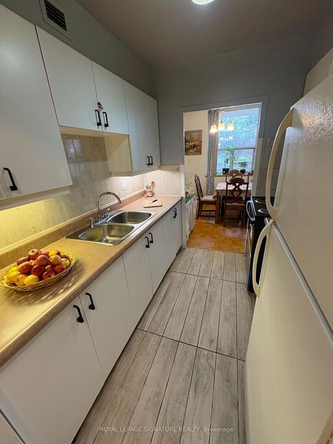 Photo 9 at 112 - 70 Old Sheppard Avenue, Pleasant View, Toronto