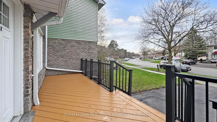Photo 2 at 351 Ormond Drive, Samac, Oshawa