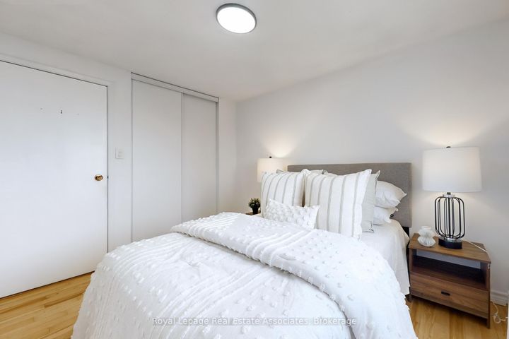 Photo 24 at 351 Ormond Drive, Samac, Oshawa