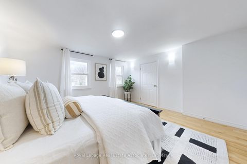 Photo 23 at 351 Ormond Drive, Samac, Oshawa