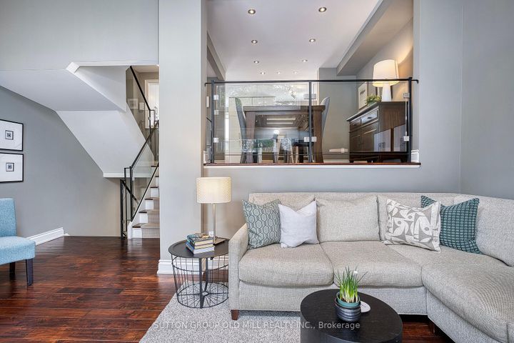 Photo 10 at 1 - 4 Bradbrook Road, City Centre West, Toronto