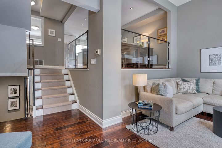 Photo 11 at 1 - 4 Bradbrook Road, City Centre West, Toronto