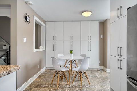 Photo 18 at 1 - 4 Bradbrook Road, City Centre West, Toronto