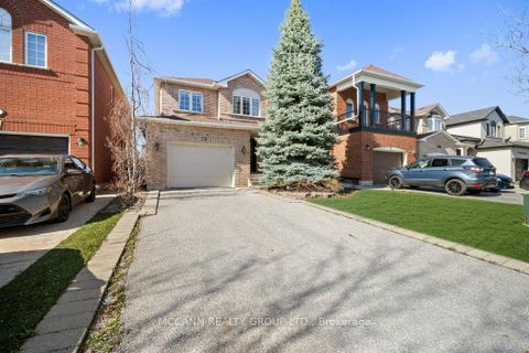 Photo 1 at 75 Shetland Crescent, Maple, Vaughan
