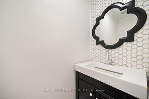 Photo 14 at 75 Shetland Crescent, Maple, Vaughan