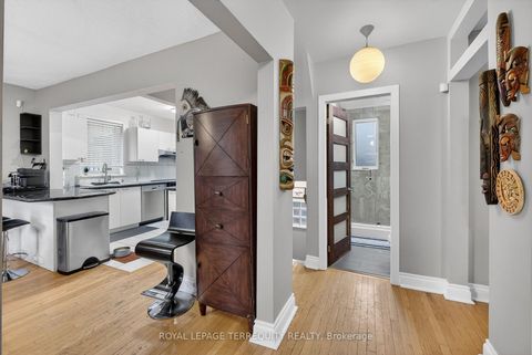 Photo 4 at 47 Berl Avenue, Queensway, Toronto