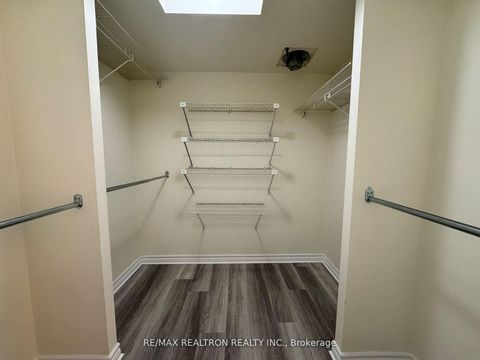 Photo 12 at 1706 - 5 Kenneth Avenue, Willowdale East, Toronto