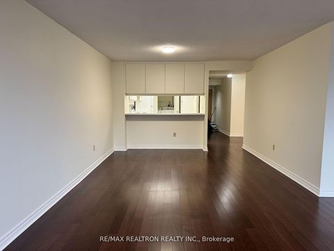 Photo 17 at 1706 - 5 Kenneth Avenue, Willowdale East, Toronto