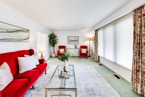 Photo 5 at 37 Beveridge Drive, Donalda, Toronto