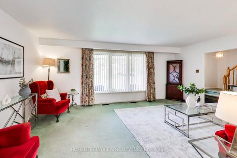 Photo 6 at 37 Beveridge Drive, Donalda, Toronto