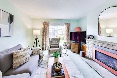 Photo 13 at 37 Beveridge Drive, Donalda, Toronto