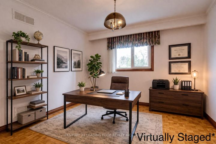Photo 20 at 704 Hillman Crescent, Applewood, Mississauga
