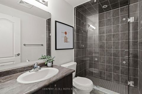 Photo 11 at 204 - 40 FERNDALE Drive S, Ardagh, Barrie