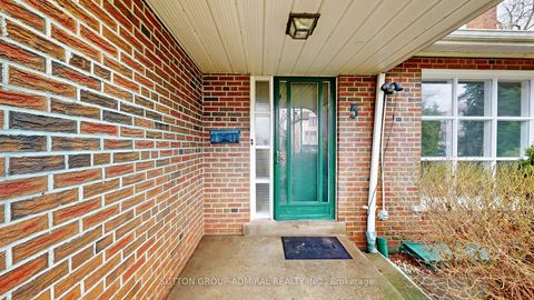 Photo 14 at 5 Wedgeport Place, Willowdale East, Toronto