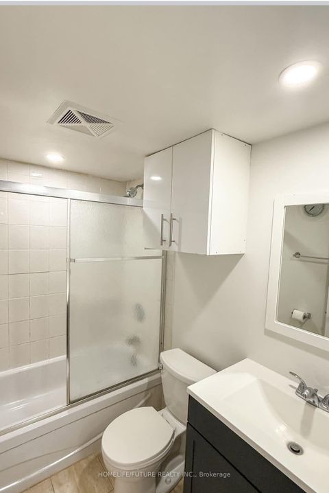 Photo 10 at 708 - 2460 Eglinton Avenue E, Eglinton East, Toronto