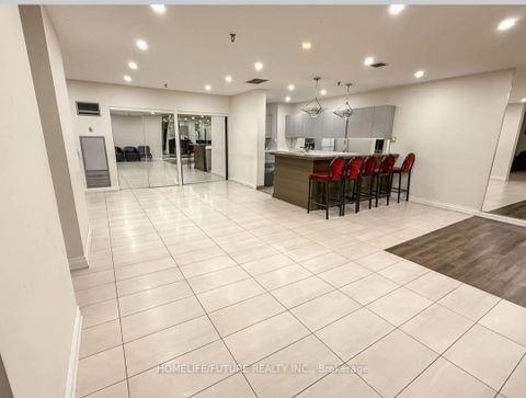 Photo 18 at 708 - 2460 Eglinton Avenue E, Eglinton East, Toronto