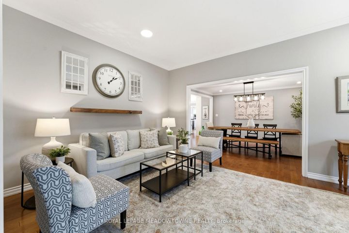 Photo 4 at 2 Blueheron Lane, Carlisle, Hamilton