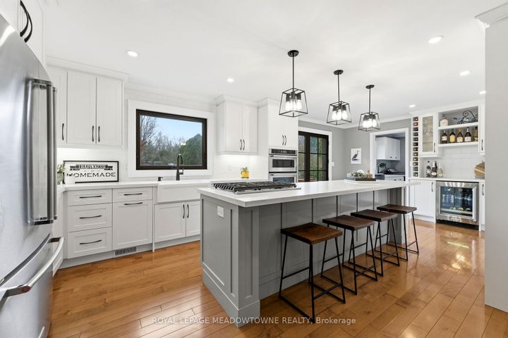 Photo 8 at 2 Blueheron Lane, Carlisle, Hamilton