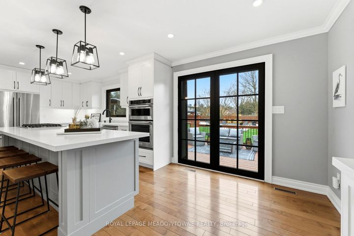 Photo 13 at 2 Blueheron Lane, Carlisle, Hamilton