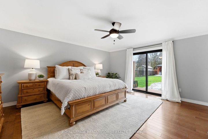 Photo 15 at 2 Blueheron Lane, Carlisle, Hamilton