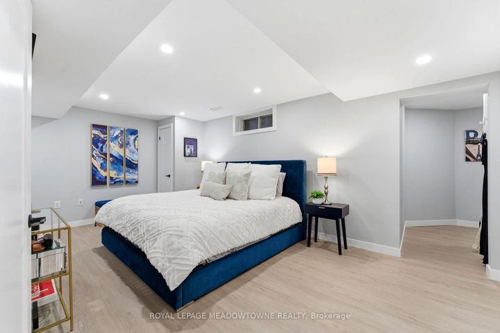 Photo 25 at 2 Blueheron Lane, Carlisle, Hamilton