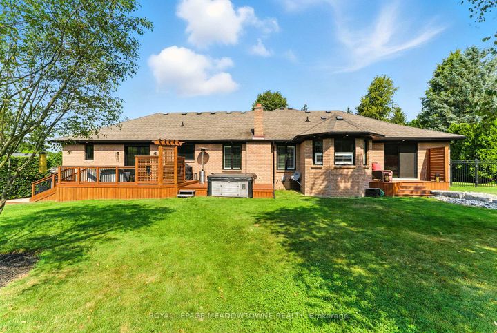 Photo 29 at 2 Blueheron Lane, Carlisle, Hamilton