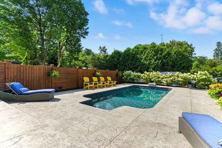 Photo 33 at 2 Blueheron Lane, Carlisle, Hamilton