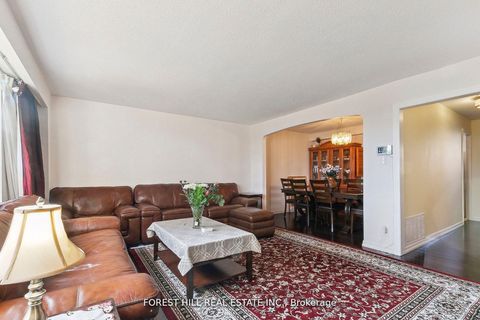 Photo 5 at 86 Village Greenway, Henry Farm, Toronto