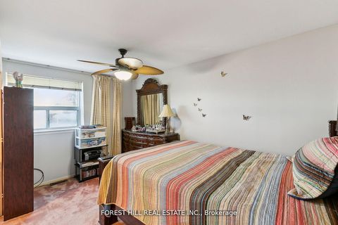 Photo 14 at 86 Village Greenway, Henry Farm, Toronto