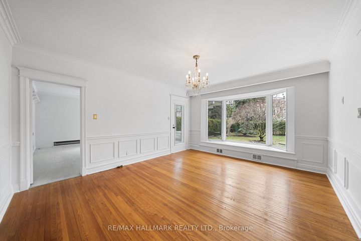 Photo 11 at 154 Valley Road, York Mills, Toronto