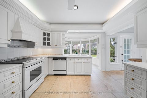 Photo 12 at 154 Valley Road, York Mills, Toronto