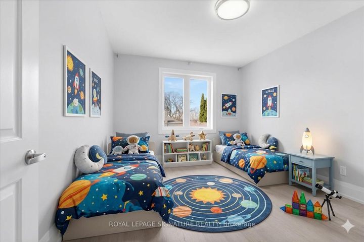 Photo 15 at 90A Bicknell Avenue, Eglinton West, Toronto