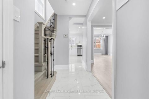 Photo 2 at 90A Bicknell Avenue, Eglinton West, Toronto