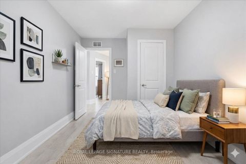 Photo 13 at 90A Bicknell Avenue, Eglinton West, Toronto