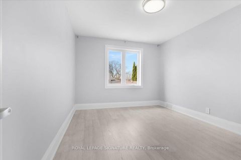 Photo 14 at 90A Bicknell Avenue, Eglinton West, Toronto