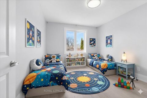 Photo 15 at 90A Bicknell Avenue, Eglinton West, Toronto