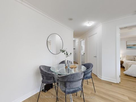 Photo 13 at 502 - 16 Yonge Street, Waterfront Communities C1, Toronto