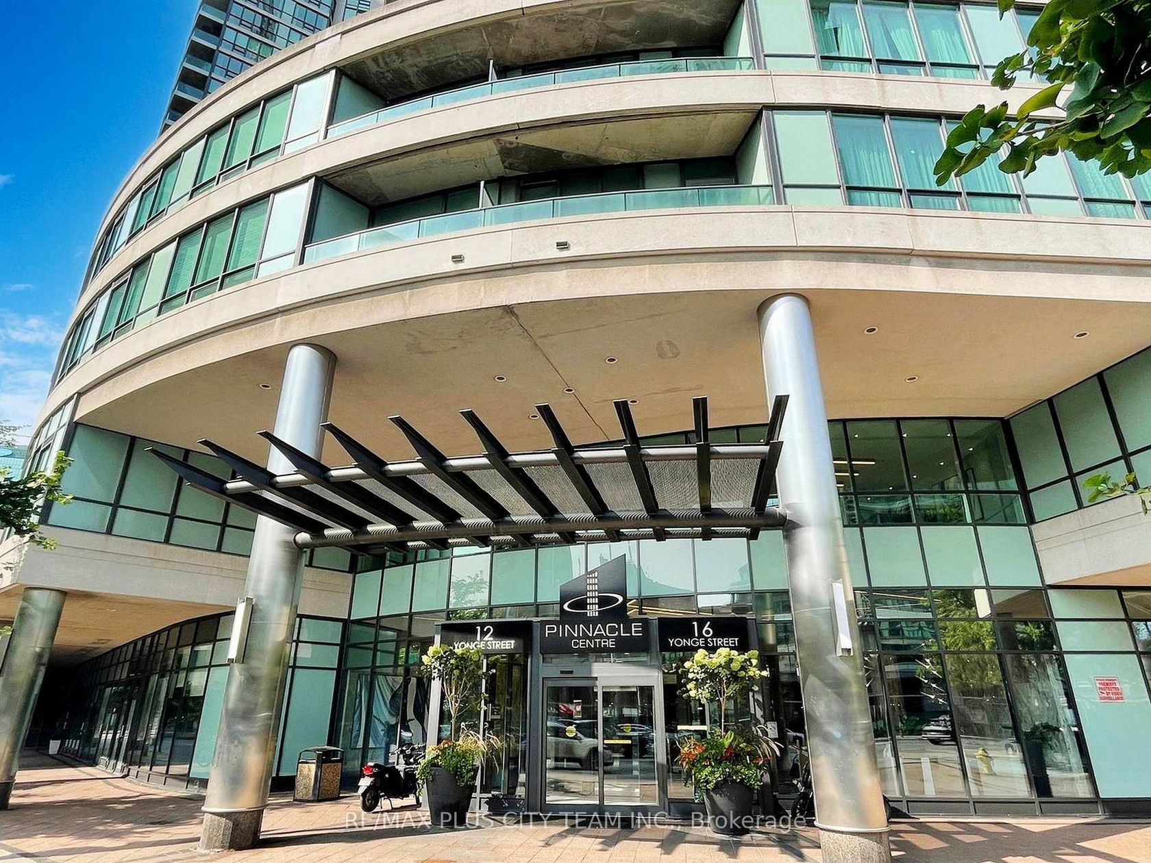 502 - 16 Yonge Street, Waterfront Communities C1, Toronto 