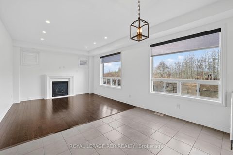 Photo 13 at 82 Lampkin Street, Sutton & Jackson's Point, Georgina