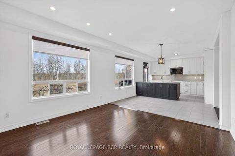 Photo 16 at 82 Lampkin Street, Sutton & Jackson's Point, Georgina