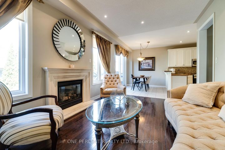 Photo 12 at 38 Bowkett Drive, Jefferson, Richmond Hill
