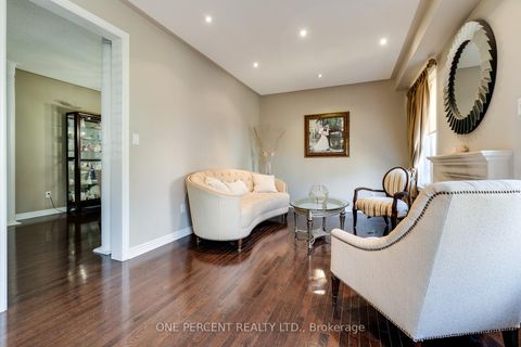 Photo 11 at 38 Bowkett Drive, Jefferson, Richmond Hill