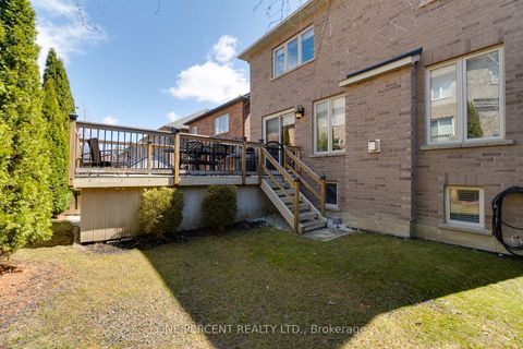 Photo 16 at 38 Bowkett Drive, Jefferson, Richmond Hill