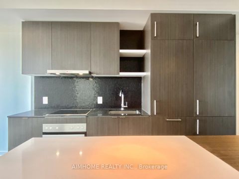 Photo 1 at 6705 - 100 Harbour Street, Waterfront Communities C1, Toronto