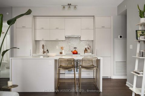 Photo 8 at 321 - 106 Dovercourt Road, Bellwoods, Toronto